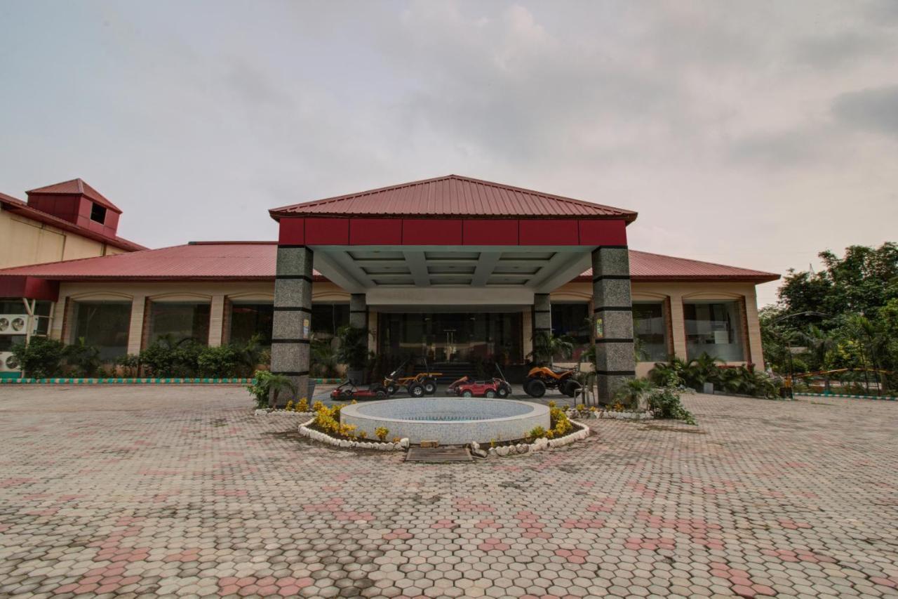 Hôtel Oyo 3575 The Wave International à Jamshedpur Extérieur photo